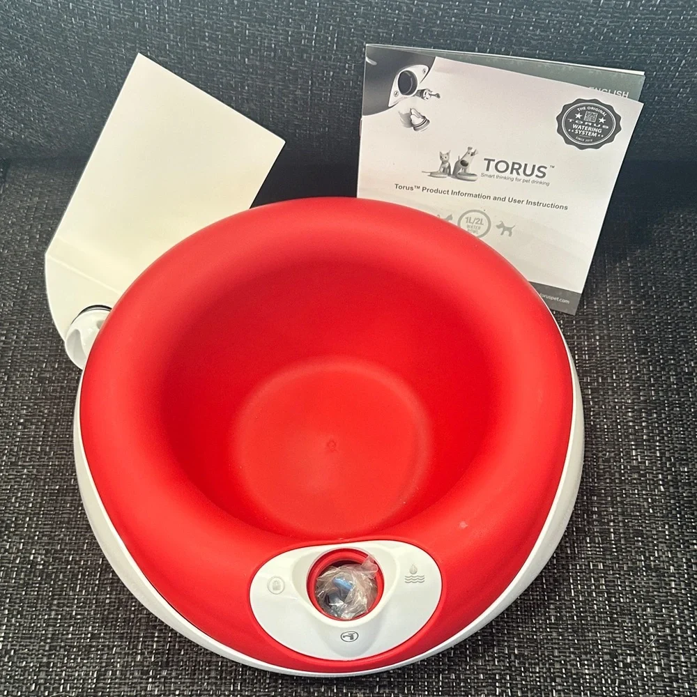 Red Filtering Water Bowl - 2 Liter